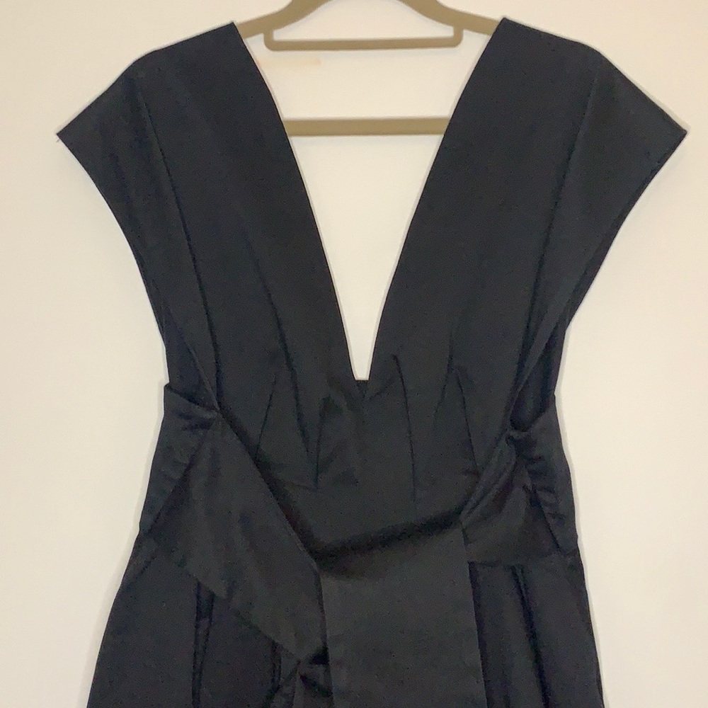Carla Zampatti dress in cool black - Picture 4 of 9